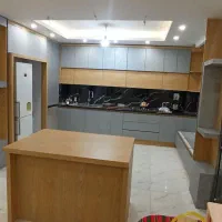 کابینت آشپزخانه و درب منزل