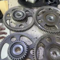 قطعات استوک موتوری گیربکس ایسوزو ۵تن،۶تن،پی هفتصد