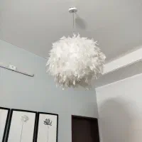 ست لوستر و آباژور زمینی مدرن پر سفید|لوستر و چراغ آویز|قم, انسجام|دیوار