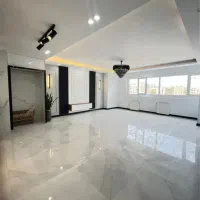 ۶۱متر اسانسور پارکینگ*نوساز سندتکبرگ در اندیشه