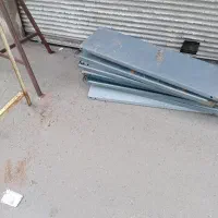 قفسه و نبش میز آهنی به تخته نعوپان