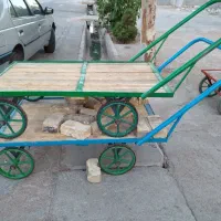 گاری چهار چرخ