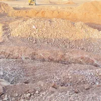 خاک معدنی با ترکیب شیمیایی عالی مخصوص تولید آجر|عمده‌فروشی|عقدا, |دیوار