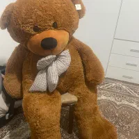 عروسک خرس دو‌متری