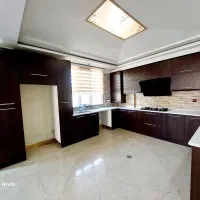 134 متر سه خواب تک واحدی گل طبقات