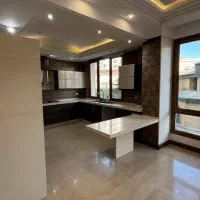 ۱۵۰ متر زعفرانیه