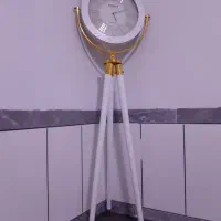 ساعت ایستاده