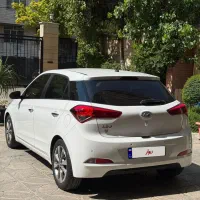 هیوندا i20