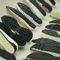 استخدام کارگر در خط تولید