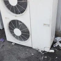 پنل خراب و نشتی دار کولر معیوب