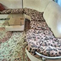 مدل راحتی اِل|مبلمان خانگی و میز عسلی|طبس, |دیوار