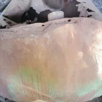 تانکر هزار لیتری و مقداری میله گرد و نبشی ضایعاتی