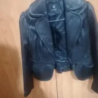 کاپشن دخترانه|لباس|نیشابور, تختی|دیوار