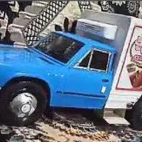اجاره سایپاپراید وانت یخچالدار