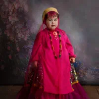 لباس محلی زرین دخت|لباس|شیراز, فرگاز|دیوار