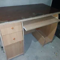 میز کامپیوتر