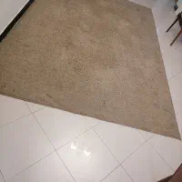 سه تخته موکت دور دوزی شده تمیز و مرتب