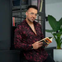 تیشرت ،پیراهن ،شلوار