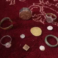 سکه و انگشتر قدیمی کُلکسیونی|کلکسیون اشیاء عتیقه|شیراز, آزادی|دیوار