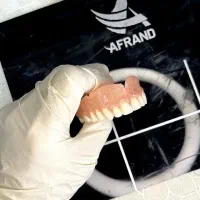 دندان مصنوعی گلبهار