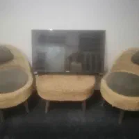 میز دراور. تلویزیون. میز صندلی