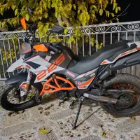 موتور سیکلت هاسکی 225