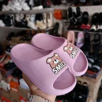 دمپایی بچگانه