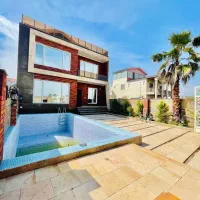 ویلا تریبلکس وان جکوزی استخرروف با ویو ابدی جنگل