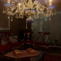 یک جفت لوستر کریستالی قدیمی|لوستر و چراغ آویز|تهران, بوستان ولایت|دیوار