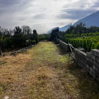 ۱۱۰۰متر زمین باکاربری مسکونی وسند