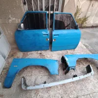 اتاق عقب و دَر و گلگیر و سپر جلو نیسان