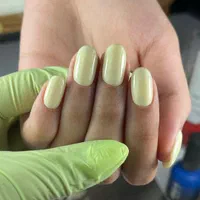مدل جهت تکمیل آلبوم کاری