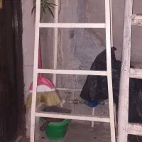 چهارپایه آهنی|مبلمان خانگی و میز عسلی|قدس, شهر‌قدس|دیوار