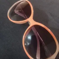 عینک آفتابی شیک در حد نو