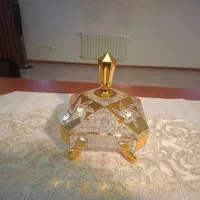 شکلات خوری طلایی