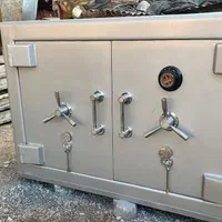 ساخت گاوصندوق های اسانسوری ،ایستاده|ابزارآلات|بندر انزلی, آذربایجان|دیوار