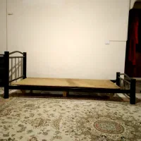 تخت خواب تک‌نفره