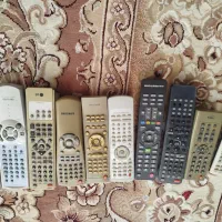 کنترل ضبط و تلوزیون قدیمی