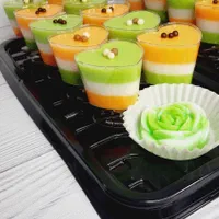 سفارش انواع ژله ودسر وکیک .|خدمات پذیرایی، مراسم|شیراز, کوی زهرا|دیوار