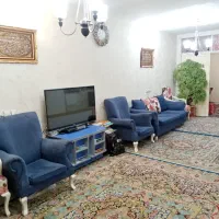 آپارتمان فروشی، میدان قیام، ۲ خواب