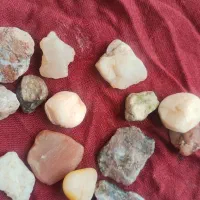 سنگ های کم یاب|کلکسیون اشیاء عتیقه|رفسنجان, |دیوار