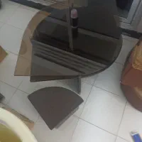 میز کنار مبلی همراه چهار تا عسلی