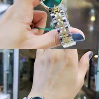 ساعت صفحه سبز زنانه(ایران‌ست)|ساعت|اصفهان, شیخ اشراق|دیوار