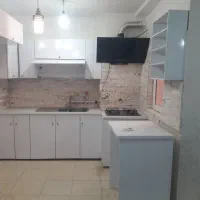رهن آپارتمان۸۰متری ۲ خوابه طبقه ۱با کولر