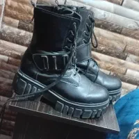 کفش های یکی دوبار استفاده شده درحد نو