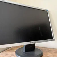 وسایل دفتر کار|دفتر کار|اصفهان, باغ نگاره|دیوار