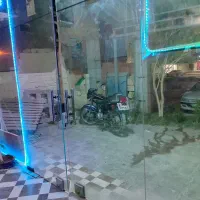 کارکر ساده برای انبار مصالح ساختمانی