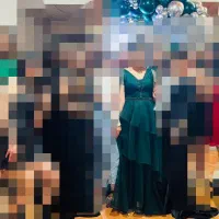 لباس مجلسی|لباس|لشت نشا, |دیوار