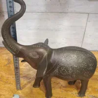 فیل برنزی قدیمی بزرگ|کلکسیون اشیاء عتیقه|آستانه اشرفیه, |دیوار