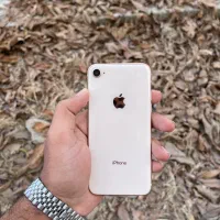 آیفون 8